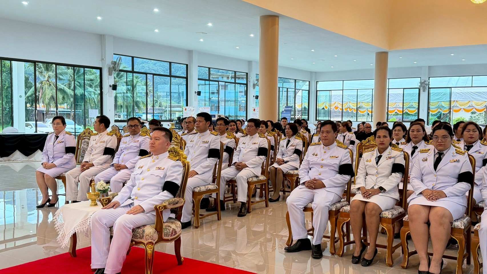 LINE_ALBUM_201168_251121_7